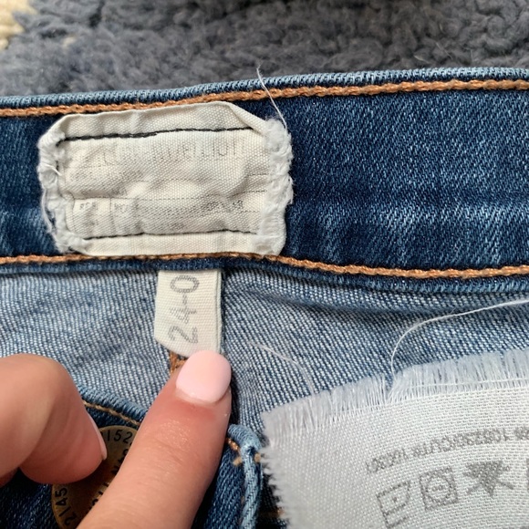 Current Elliot Distressed Cur Off Shorts - Picture 2 of 4